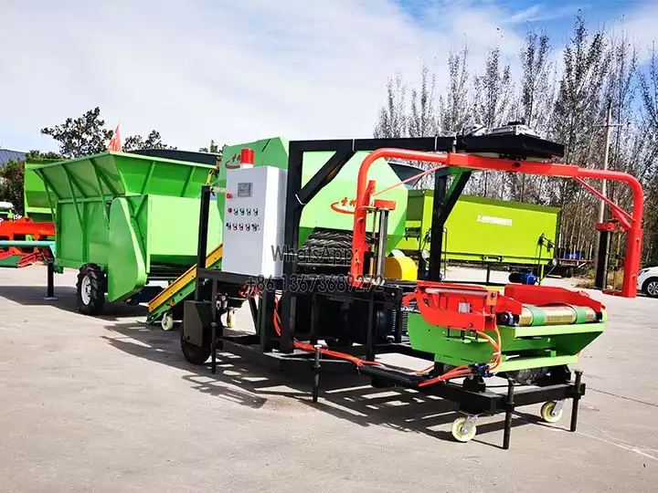 Fully automatic silage baler and wrapper machine with automatic feeder.