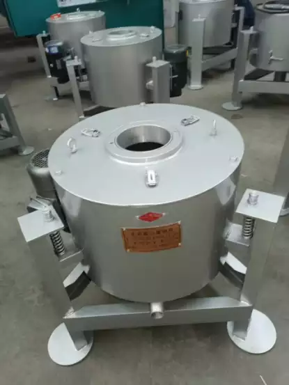 Centrifuges oil filter machine