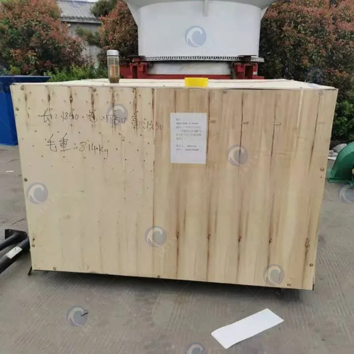 máquina en caja de madera para entrega