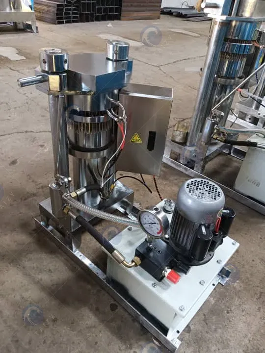 Hydrualic oil press machine for avocado