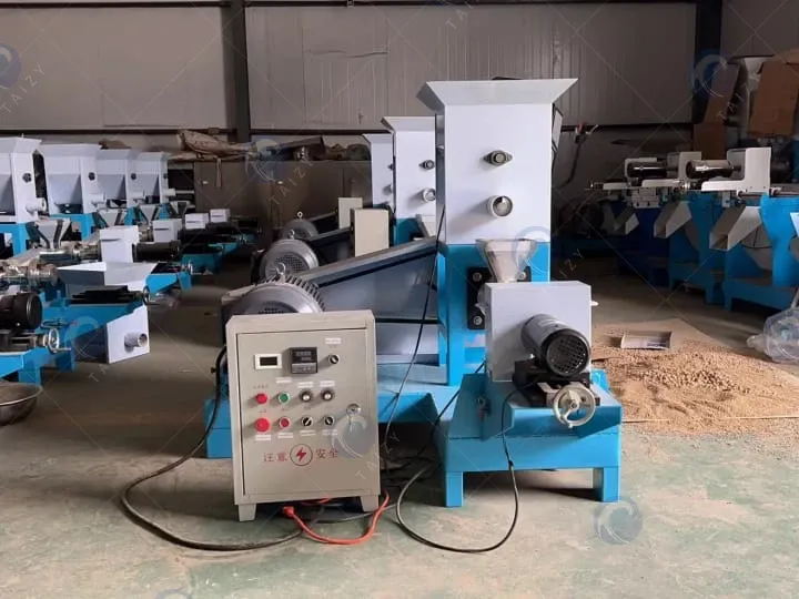 Floating fish feed pellet making machine