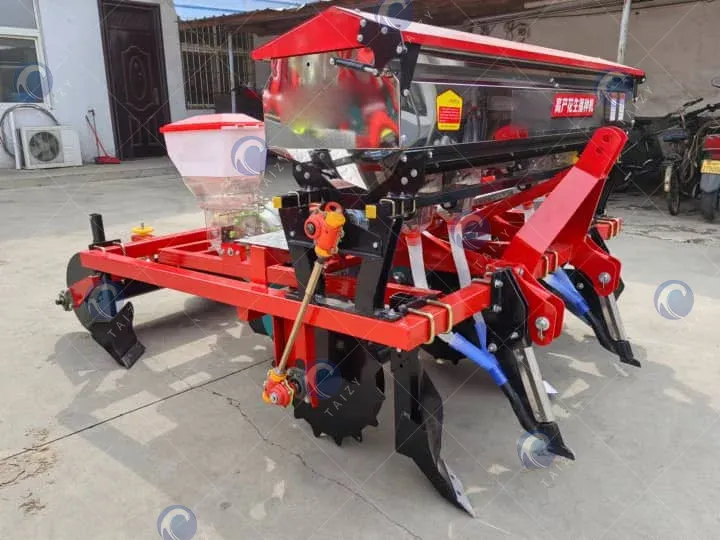 Plantador de amendoim de 4 linhas com Ridging
