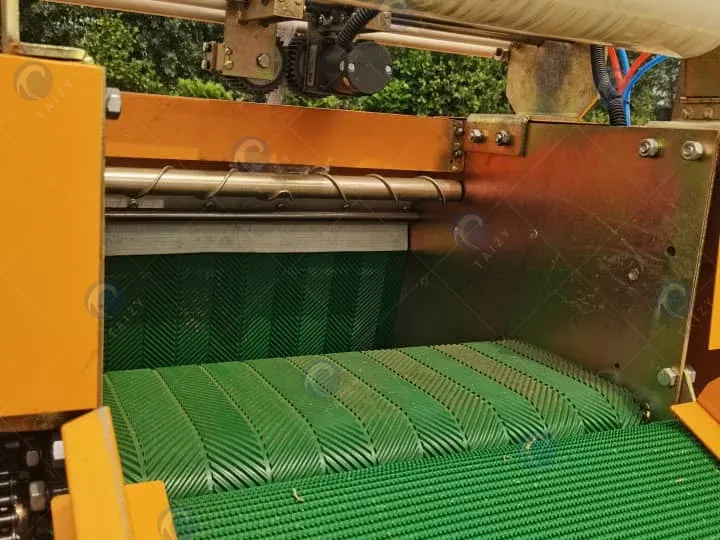 belt design of 60-model silage baling machine