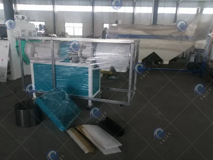maize grits making machine with steel frame