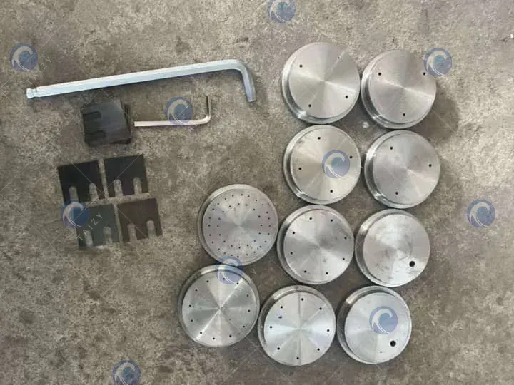 moldes y accesorios para la máquina de alimentación de pescado