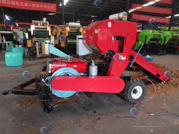 silage baling and wrapping machine with PTO