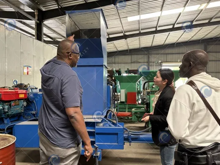 kunjungan baler press silase hidrolik