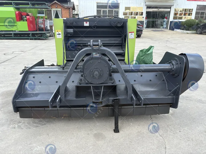 cortador de tallos de maíz y máquina empacadora