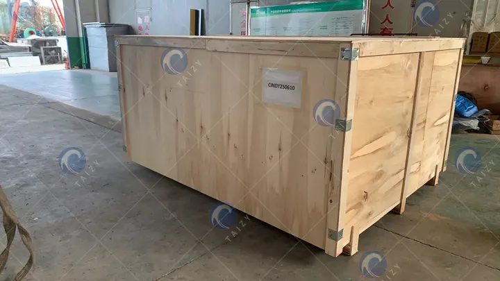 trasplantador con embalaje de madera para entrega