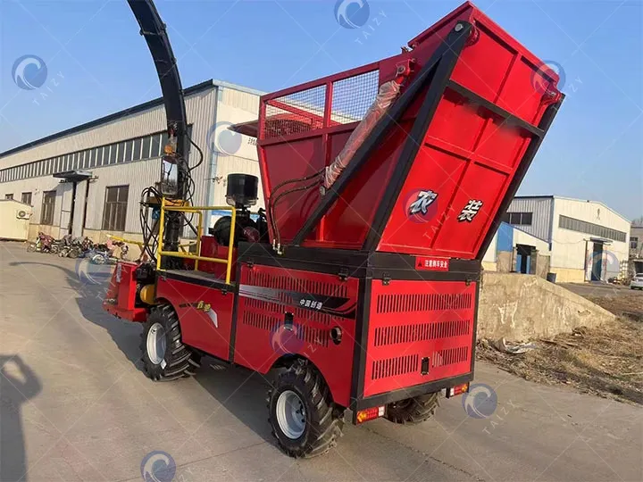 corn forage harvester for silage cutting