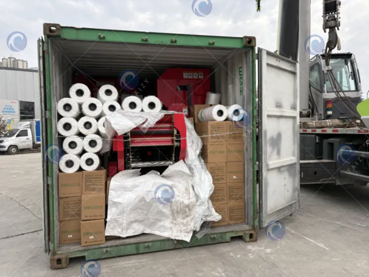 5 silage balers in the container with consumables