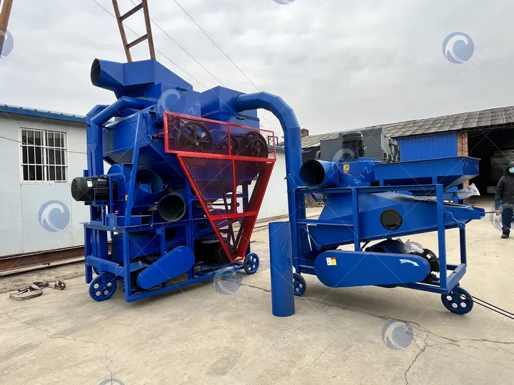 machine voor het reinigen en schillen van pinda's