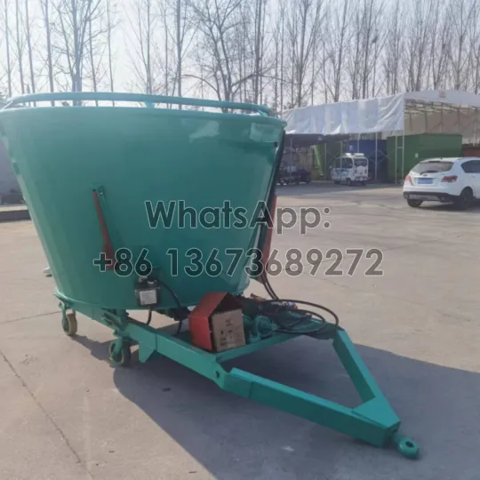 TMR silage feed mixing machine