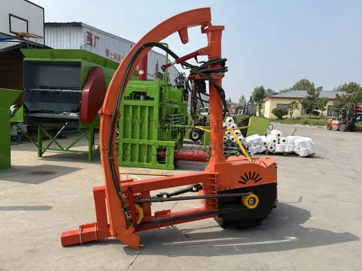 tracto-mounted maize corn silage harvesting machine