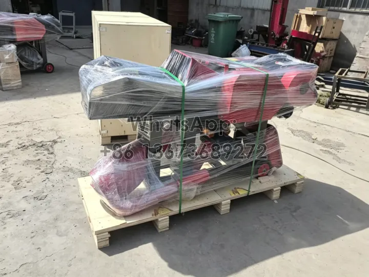 wrapper and pack grass cutting machine