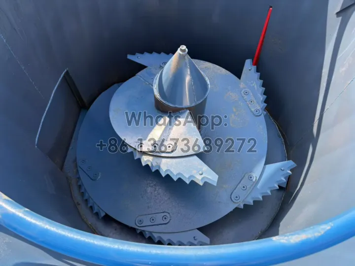 blades of TMR mixer