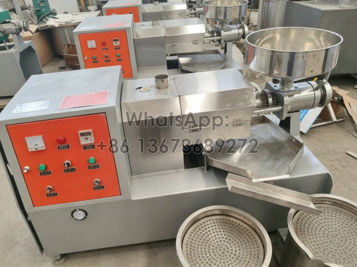 newly-made oil press machine